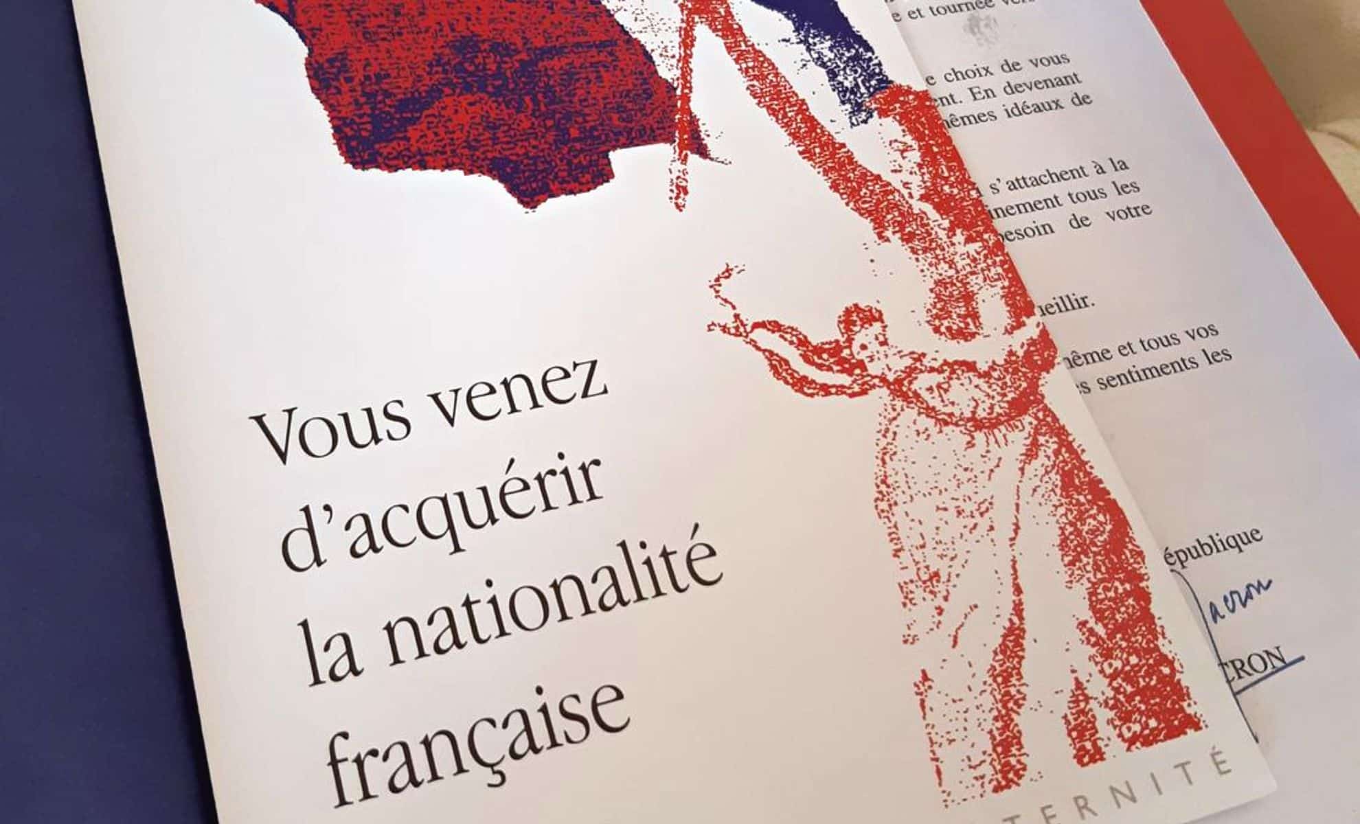 les députés envisagent une hausse des tarifs d'assurance, suscitant des débats sur l'impact pour les consommateurs et les professionnels du secteur.